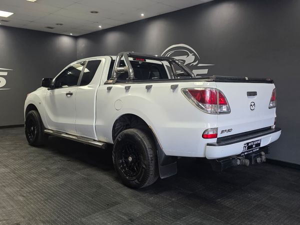 2015-Mazda-BT-50-22-TDi-SLX-FCab image:10