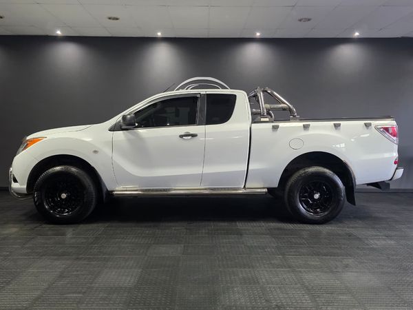 2015-Mazda-BT-50-22-TDi-SLX-FCab image:12