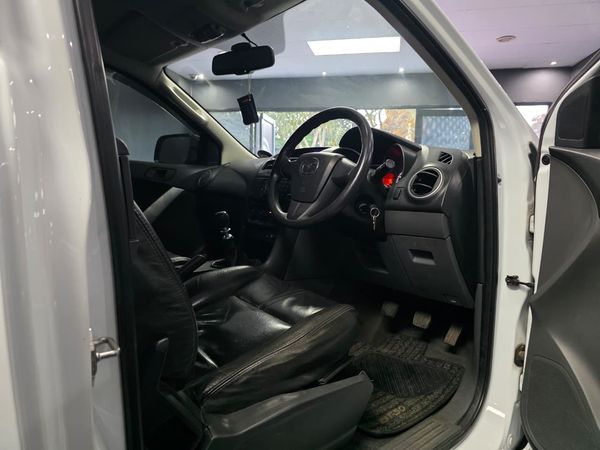 2015-Mazda-BT-50-22-TDi-SLX-FCab image:6