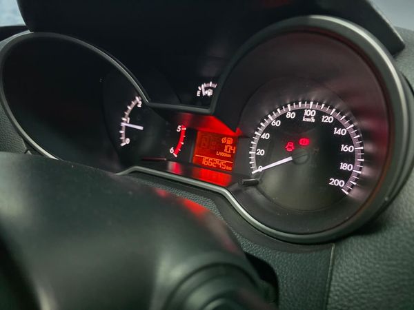 2015-Mazda-BT-50-22-TDi-SLX-FCab image:8