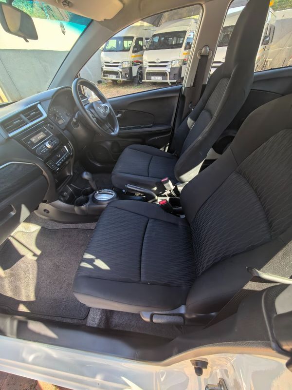 2018-Honda-Brio-12-Comfort-auto image:11