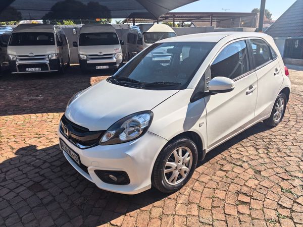 2018-Honda-Brio-12-Comfort-auto image:2