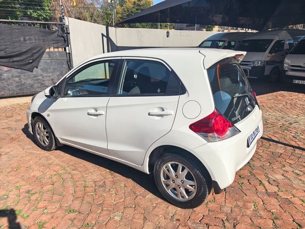 2018-Honda-Brio-12-Comfort-auto image:4