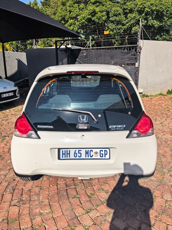 2018-Honda-Brio-12-Comfort-auto image:5