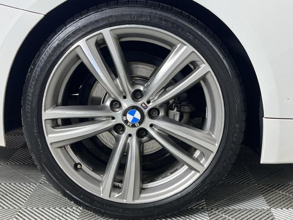 2016-BMW-4-Series-420d-Coupe-M-Sport-Auto image:5