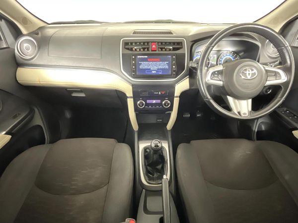 2020-Toyota-Rush-15 image:1