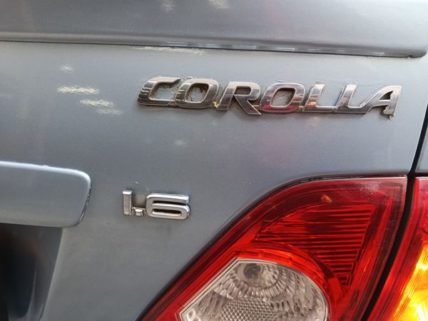 2012-Toyota-Corolla-16-Professional image:11