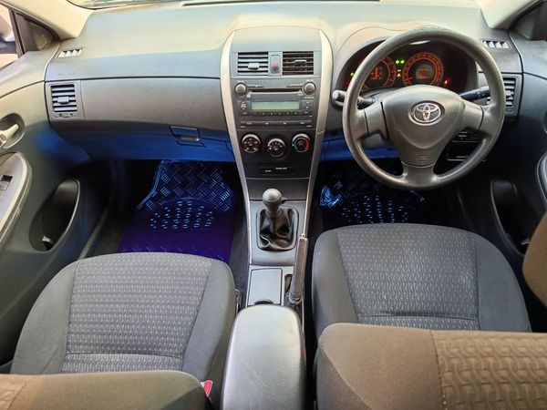 2012-Toyota-Corolla-16-Professional image:15