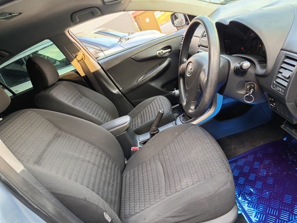 2012-Toyota-Corolla-16-Professional image:20