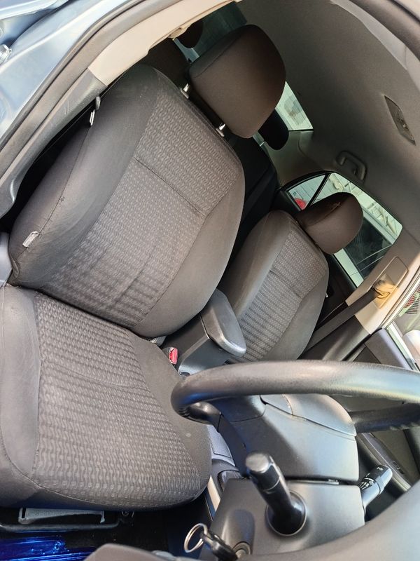 2012-Toyota-Corolla-16-Professional image:22