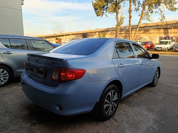 2012-Toyota-Corolla-16-Professional image:6