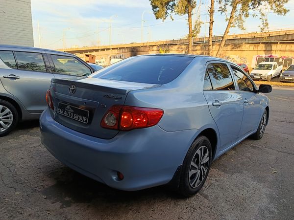 2012-Toyota-Corolla-16-Professional image:7
