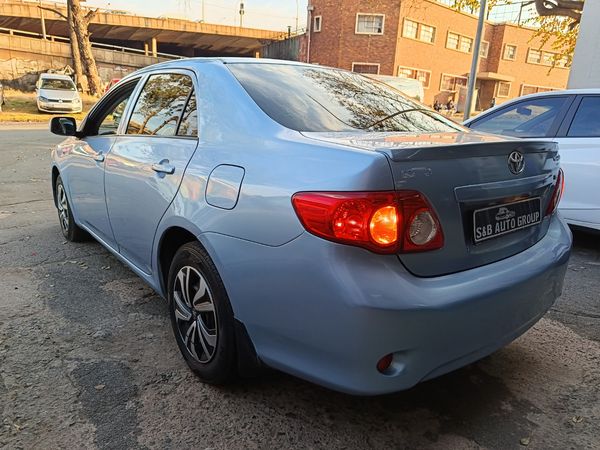 2012-Toyota-Corolla-16-Professional image:8