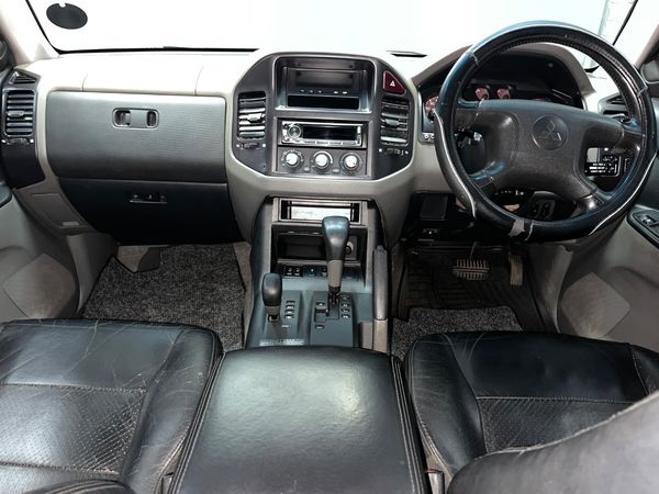 2002-Mitsubishi-Pajero-3200-DI-D-Auto-3-dr image:10
