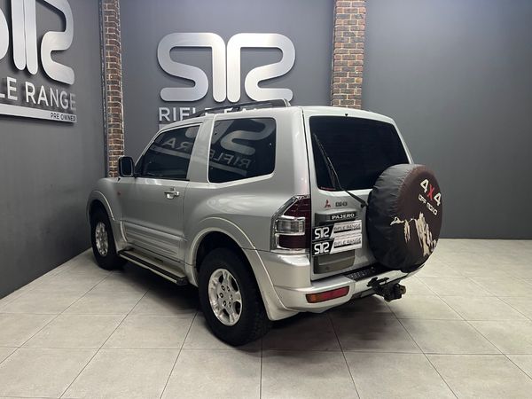 2002-Mitsubishi-Pajero-3200-DI-D-Auto-3-dr image:3