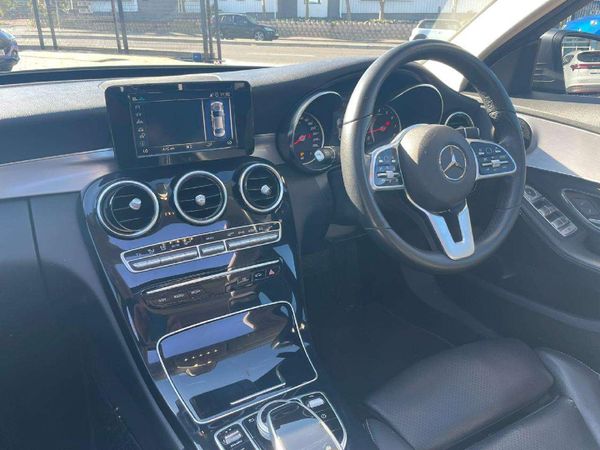 2018-Mercedes-Benz-C-Class-C-180-Auto image:12