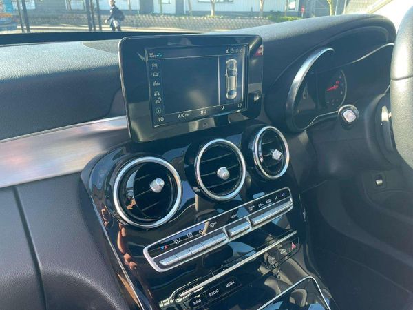 2018-Mercedes-Benz-C-Class-C-180-Auto image:13