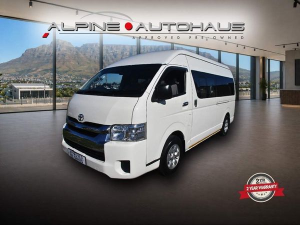 2020-Toyota-Quantum-25-D-4D-14-seat image:17