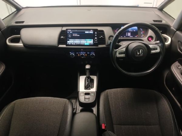2021-Honda-Fit-15-Elegance-CVT image:7