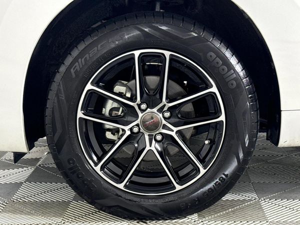 2025-Suzuki-Baleno-15-GL image:4