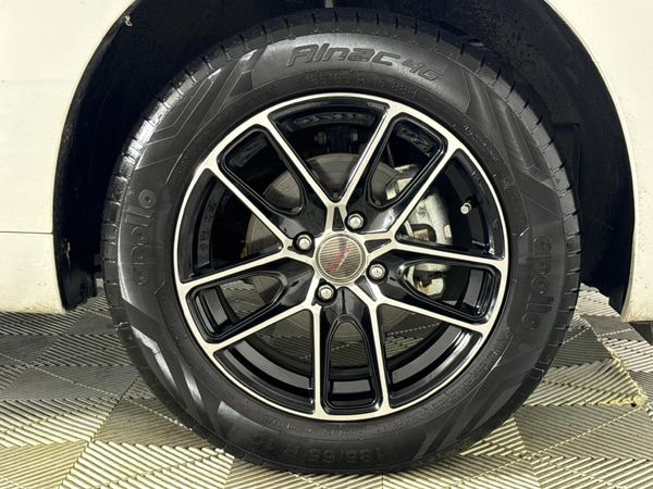 2025-Suzuki-Baleno-15-GL image:5