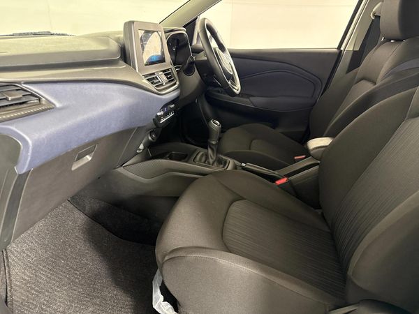 2025-Suzuki-Baleno-15-GL image:8