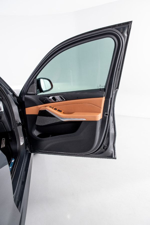 2024-BMW-X5-xDrive30d-M-Sport-Pro image:13