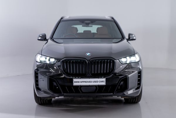 2024-BMW-X5-xDrive30d-M-Sport-Pro image:1