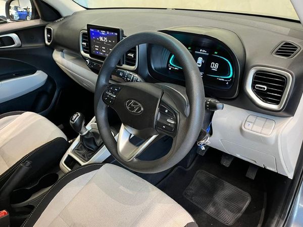 2023-Hyundai-Venue-10-TGDI-Motion image:6