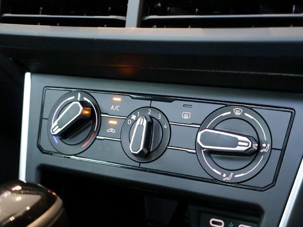2025-Volkswagen-Taigo-10-TSI-Life-Auto image:14