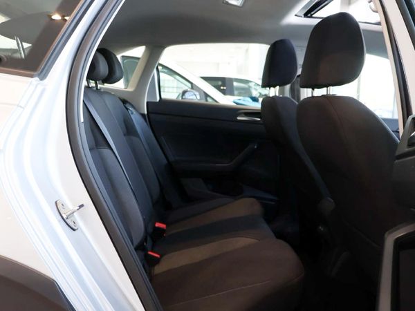 2025-Volkswagen-Taigo-10-TSI-Life-Auto image:19