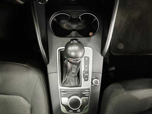 2018-Audi-A3-3-dr-14-TFSI-Auto image:10
