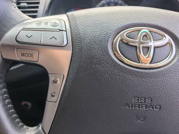 2014-Toyota-Fortuner-30-D-4D-Raised-Body image:10