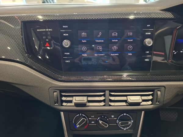 2026-Volkswagen-Polo-10-TSI-Life-Auto-DSG image:16