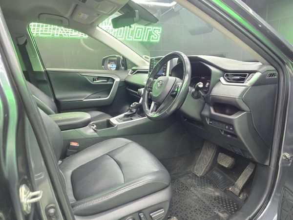 2022-Toyota-RAV4-20-VX-CVT image:11