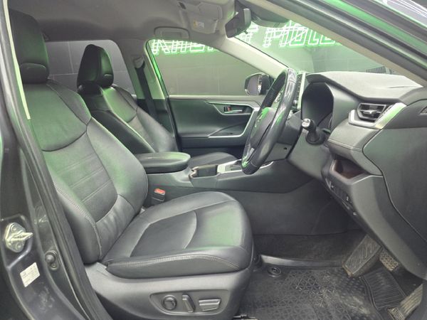 2022-Toyota-RAV4-20-VX-CVT image:12