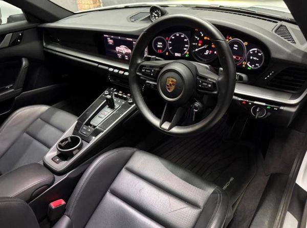 2019-Porsche-911-Carrera-S-Auto image:10