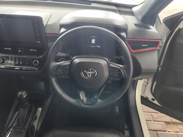 2025-Toyota-Corolla-Cross-18-GR-S-Hybrid image:9