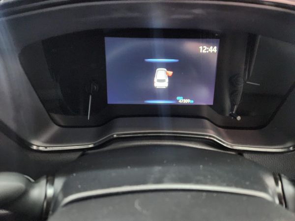 2025-Toyota-Corolla-Cross-18-GR-S-Hybrid image:10