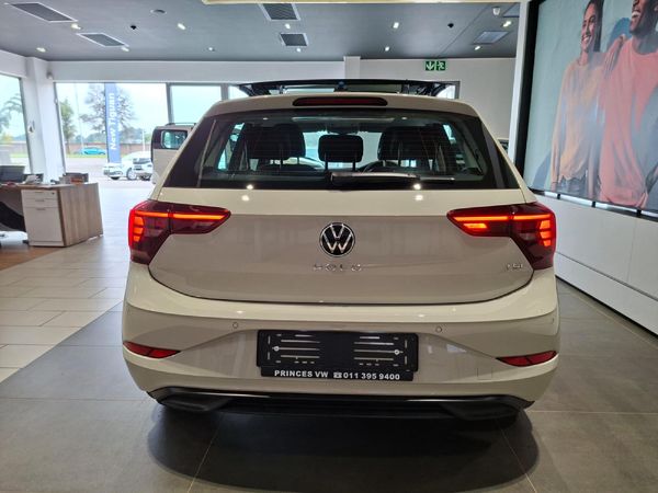 2026-Volkswagen-Polo-10-TSI-Life-Auto-DSG image:3
