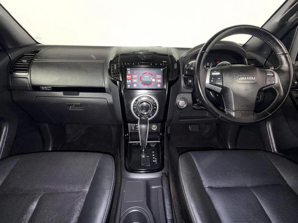 2021-Isuzu-D-Max-300-LX-Auto-Double-Cab image:1