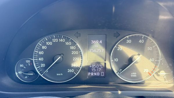 2006-Mercedes-Benz-C-Class-C-230-Classic-Auto image:14