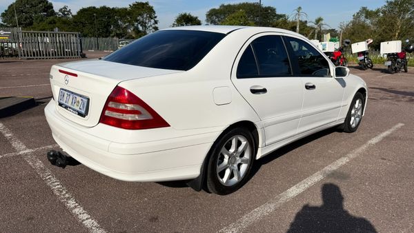 2006-Mercedes-Benz-C-Class-C-230-Classic-Auto image:2