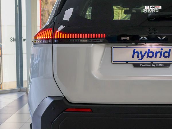 2026-Toyota-RAV4-25-GX-Hybrid-CVT-Auto-E-Four image:10