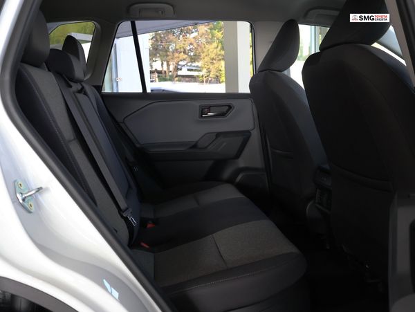 2026-Toyota-RAV4-25-GX-Hybrid-CVT-Auto-E-Four image:14