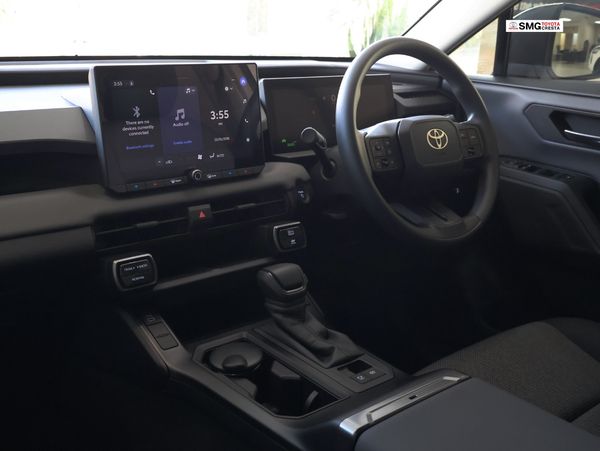 2026-Toyota-RAV4-25-GX-Hybrid-CVT-Auto-E-Four image:18