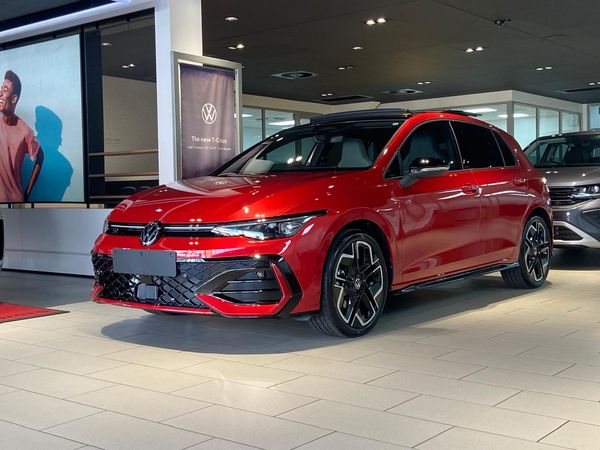 2026-Volkswagen-Golf-14-TSI-R-Line-Auto-110kw image:2