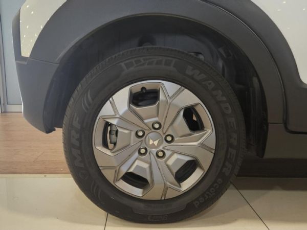 2026-Mahindra-XUV-3XO-12T-MX2-Auto image:6