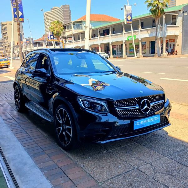 2017-Mercedes-AMG-GLC-43-AMG-4Matic image:3