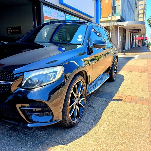 2017-Mercedes-AMG-GLC-43-AMG-4Matic image:5